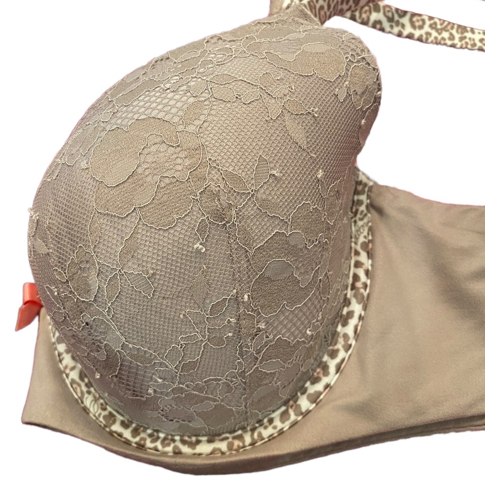 Victoria’s Secret Body By Victoria Bra - Picture 3 of 5